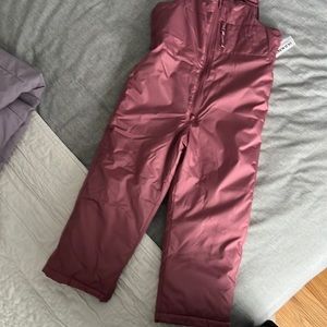 Girls 5T snow pants NWT
